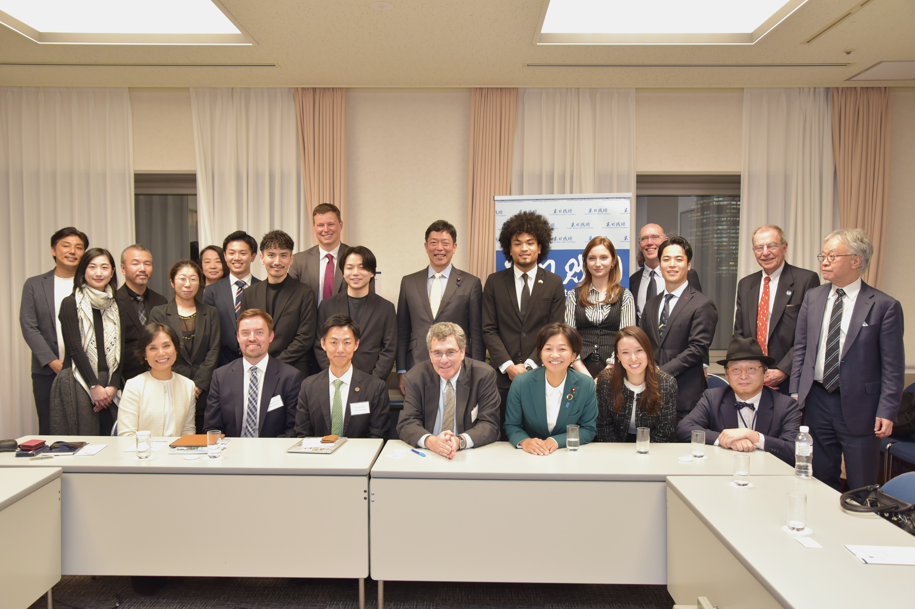 young-mayors-award-2025-ceremony-attendees